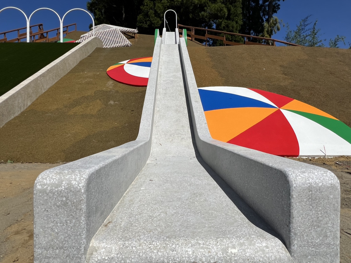 ロングすべり台 ロングすべり台